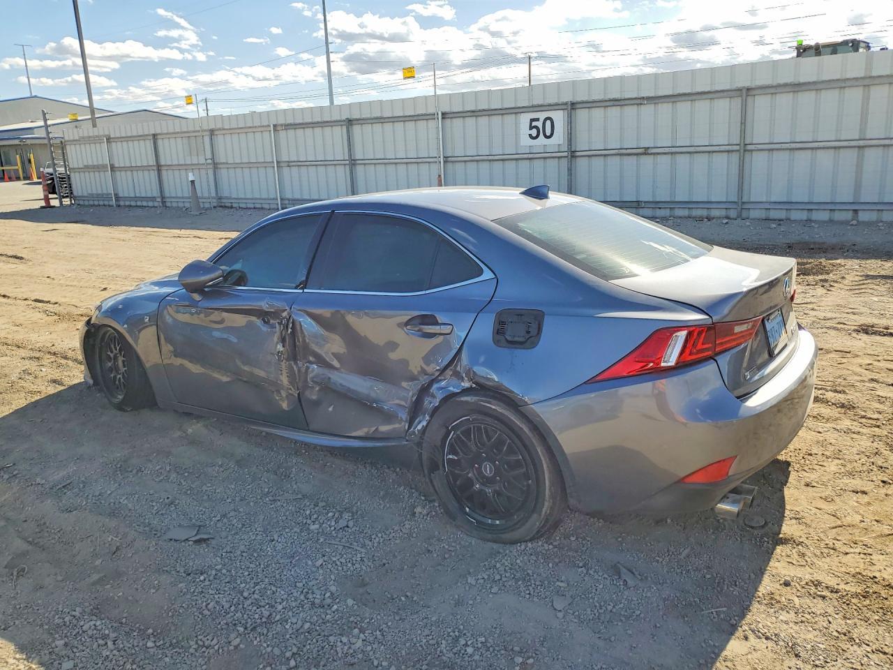 2016 Lexus Is 200T - zdjęcie 2