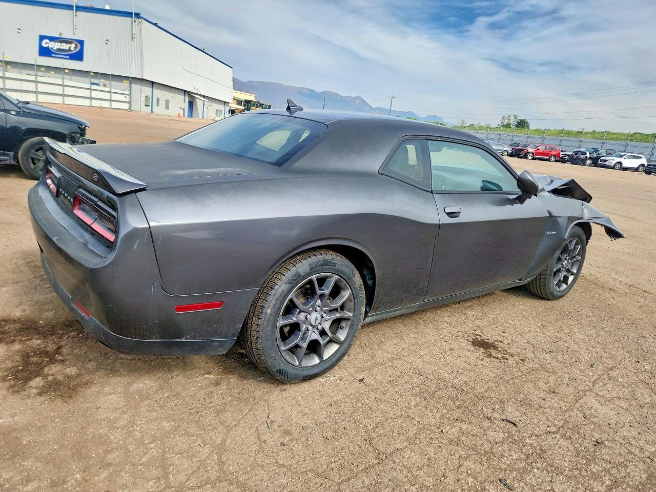 2018 Dodge Challenger - zdjęcie 3