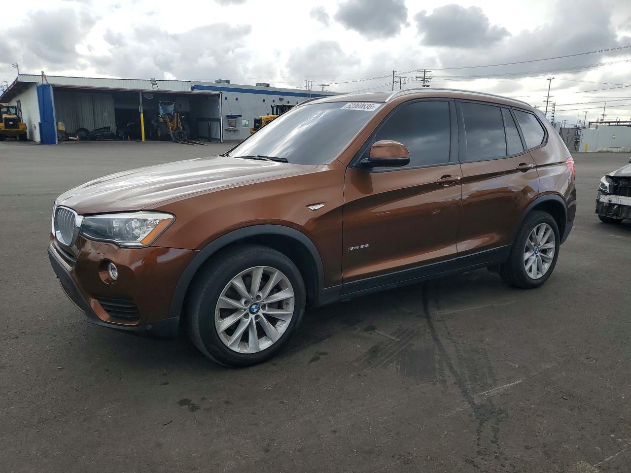 2017 BMW X3 Sdrive28I - zdjęcie główne