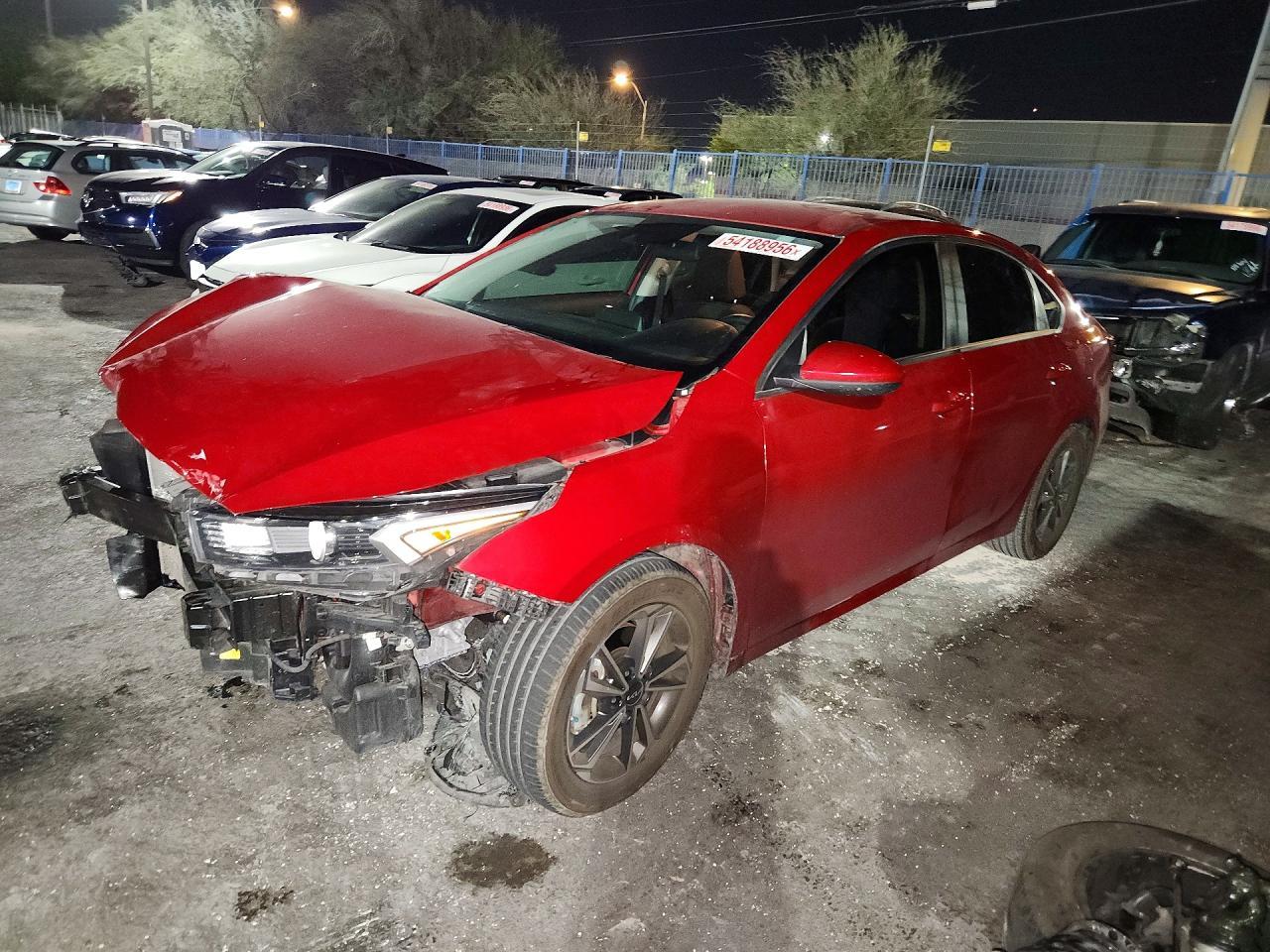 2022 Kia Forte Lxs - zdjęcie główne