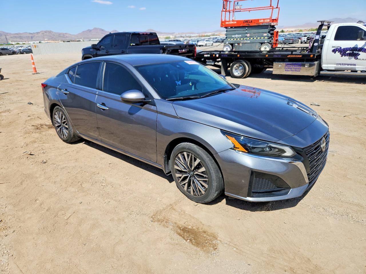 2023 Nissan Altima Sv - zdjęcie 4