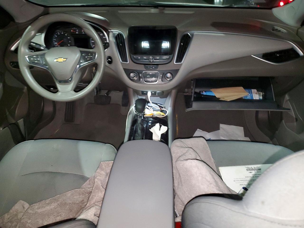 2024 Chevrolet Malibu Ls - zdjęcie 8