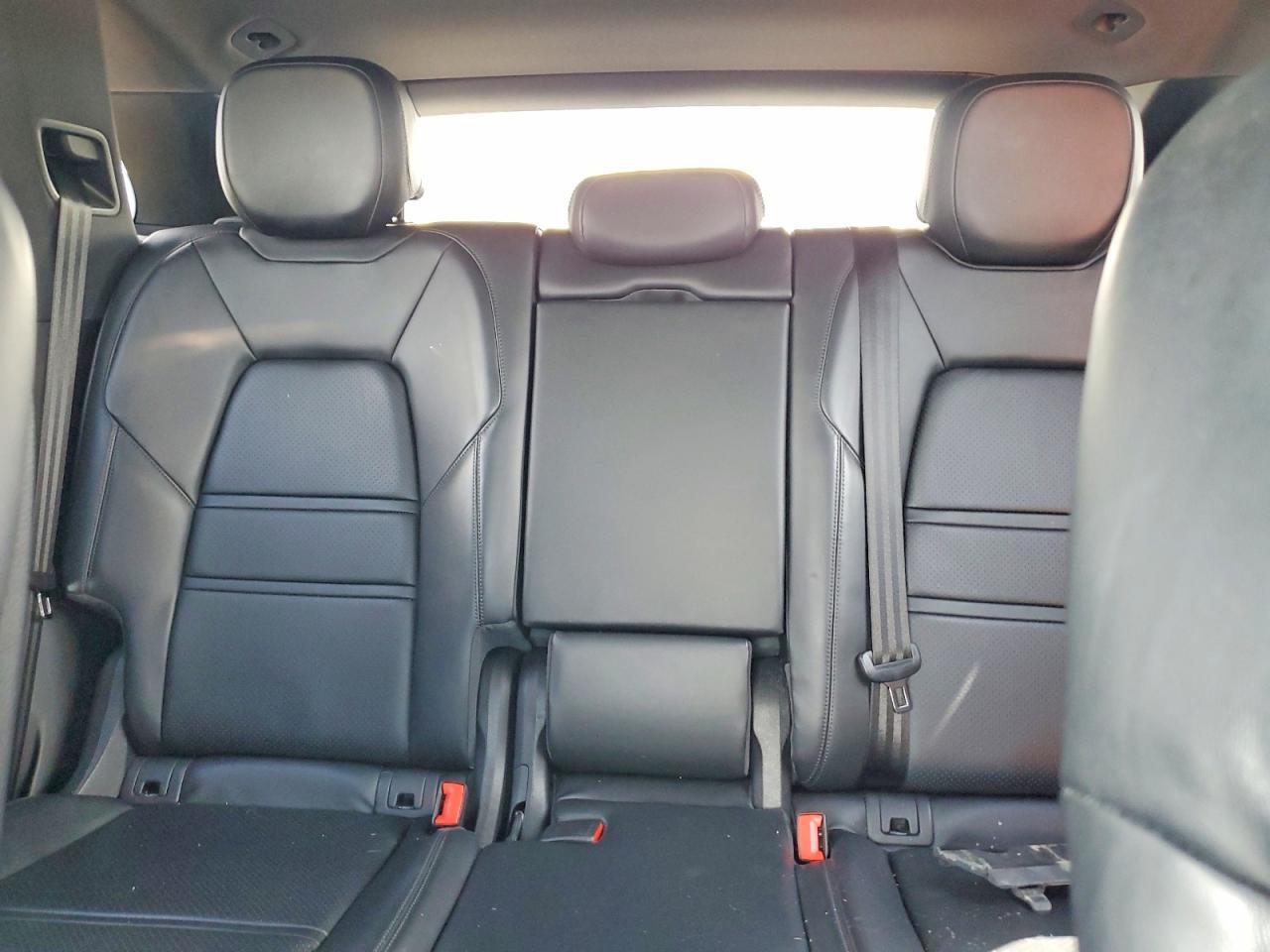 2019 Porsche Cayenne - zdjęcie 10