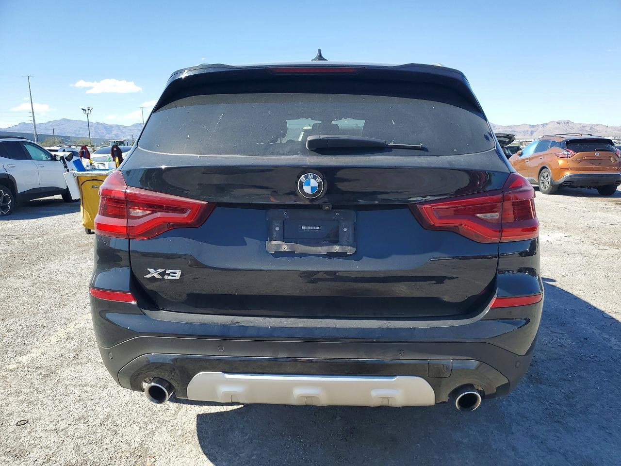 2018 BMW X3 xDrive30I - zdjęcie 6