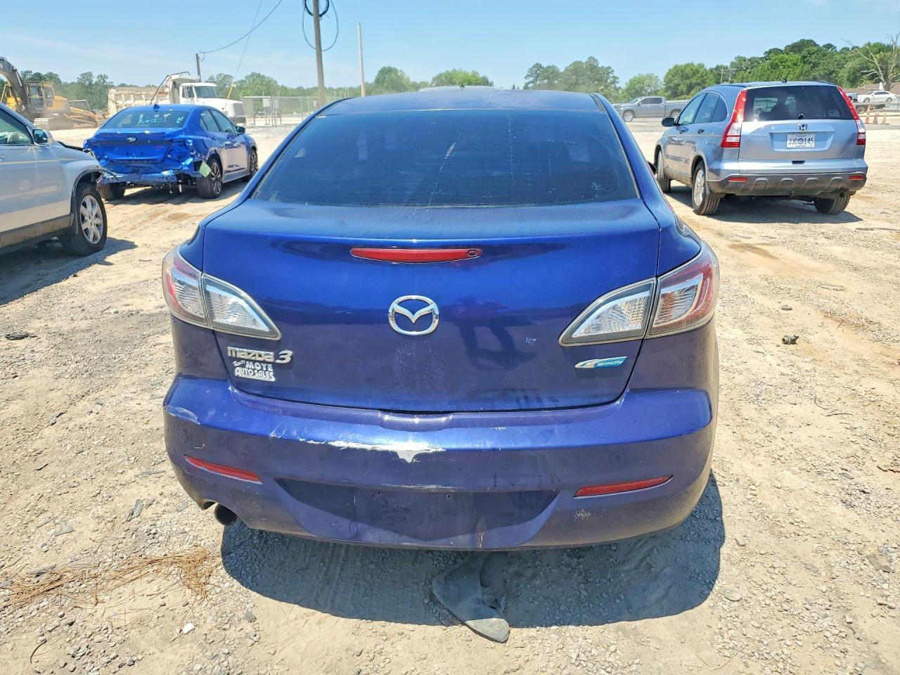 2013 Mazda 3 I - zdjęcie 6
