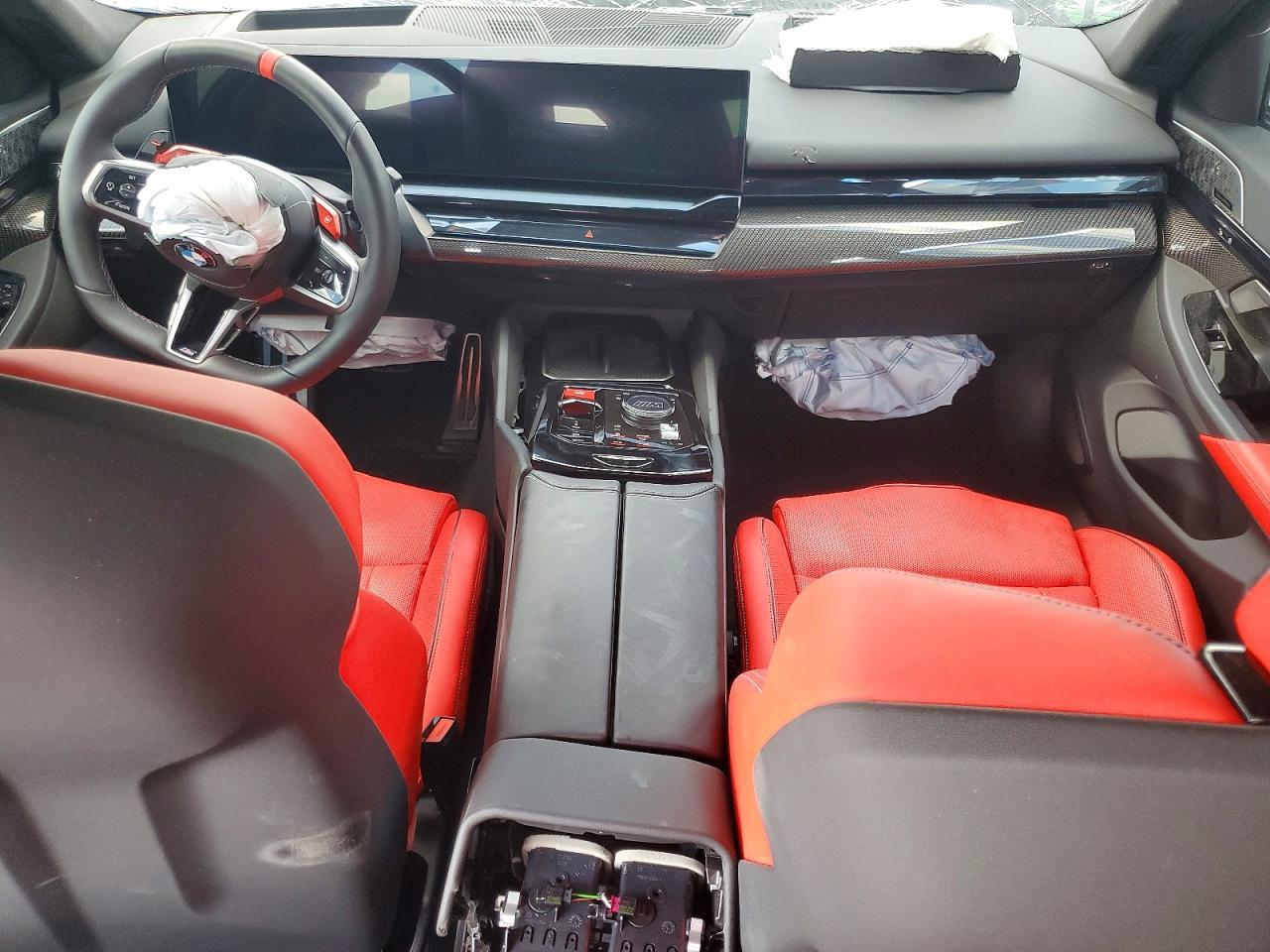 2026 BMW M5 - zdjęcie 8
