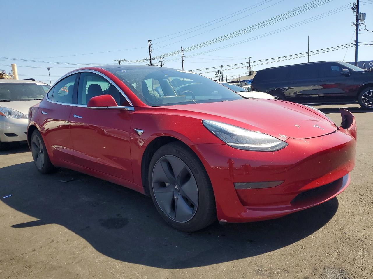 2020 Tesla Model 3 - zdjęcie 4