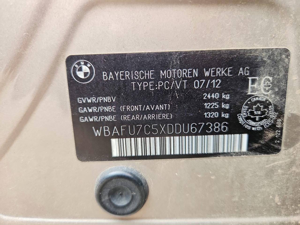 2013 BMW Seria 5 535i - zdjęcie 12