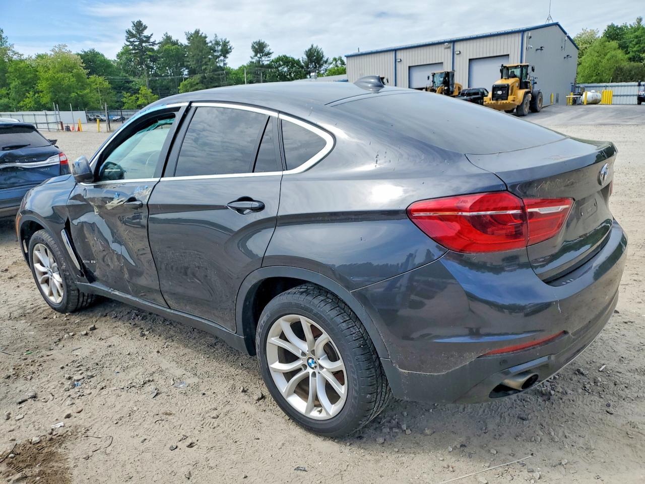 2015 BMW X6 xDrive35I - zdjęcie 2