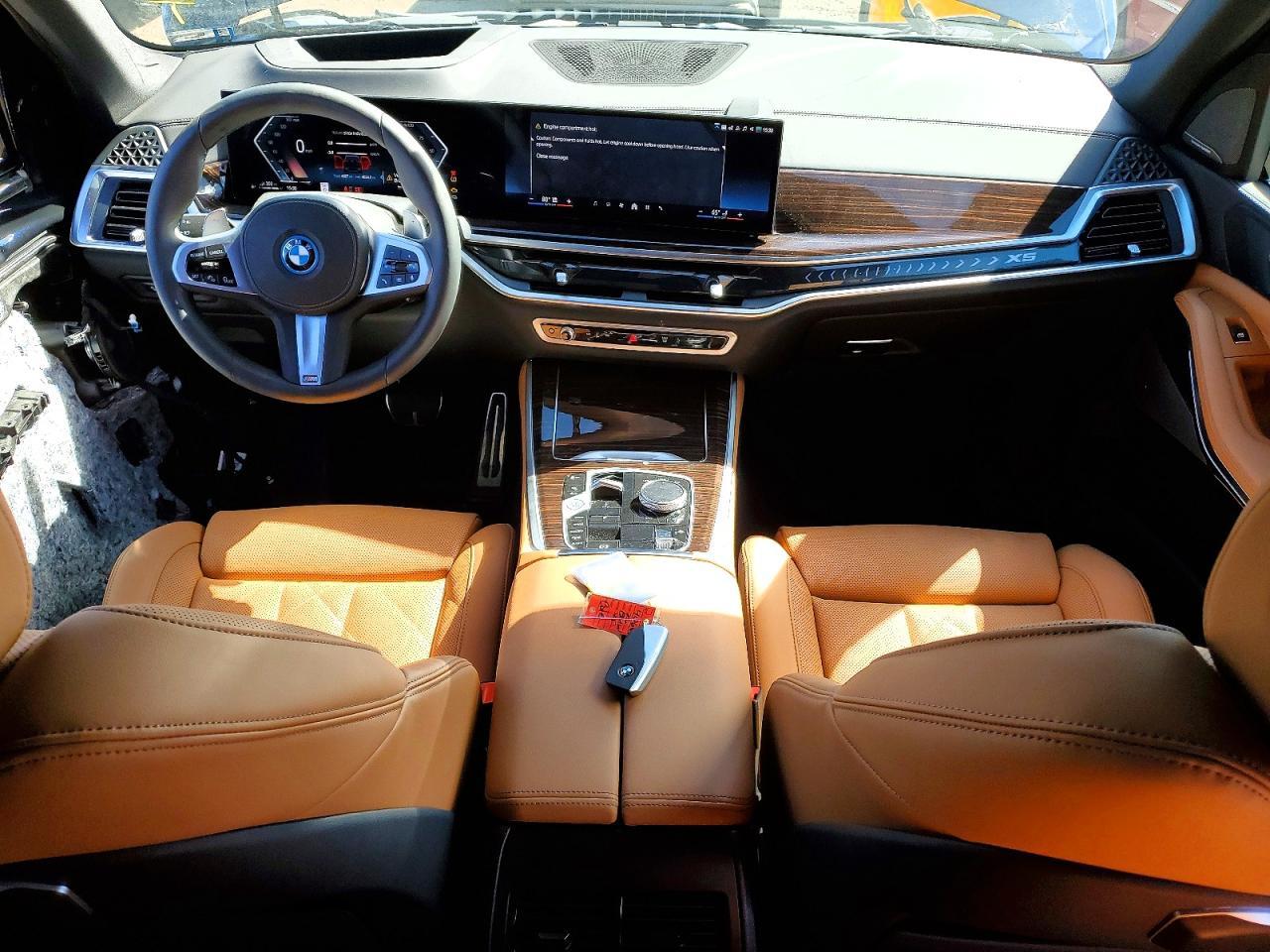 2026 BMW X5 xDrive50E - zdjęcie 8