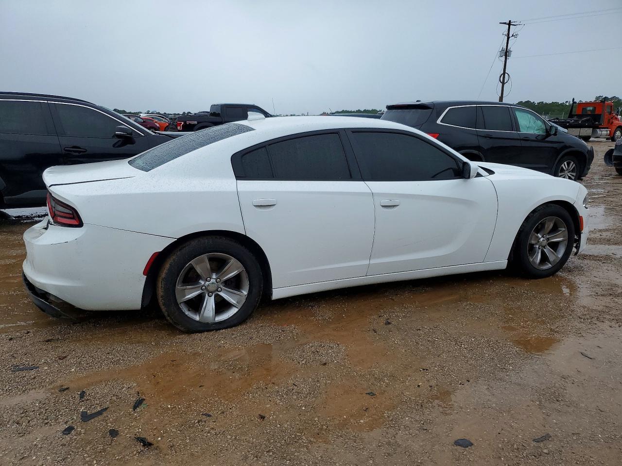 2016 Dodge Charger Sxt - zdjęcie 3
