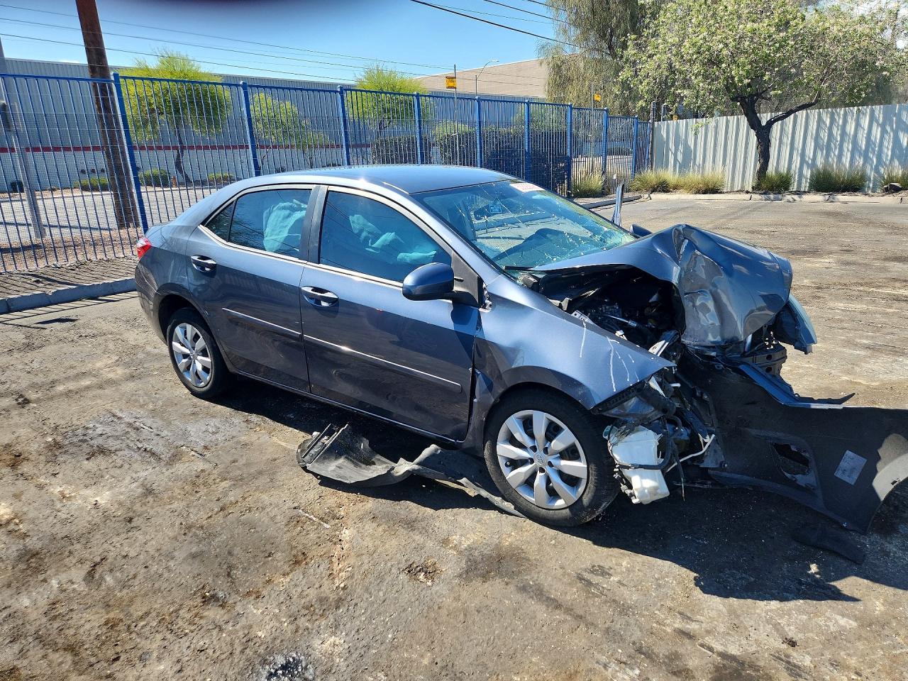 2015 Toyota Corolla Le - zdjęcie 4