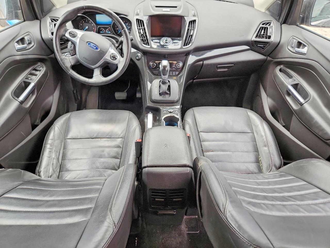 2015 Ford Escape Titanium - zdjęcie 8