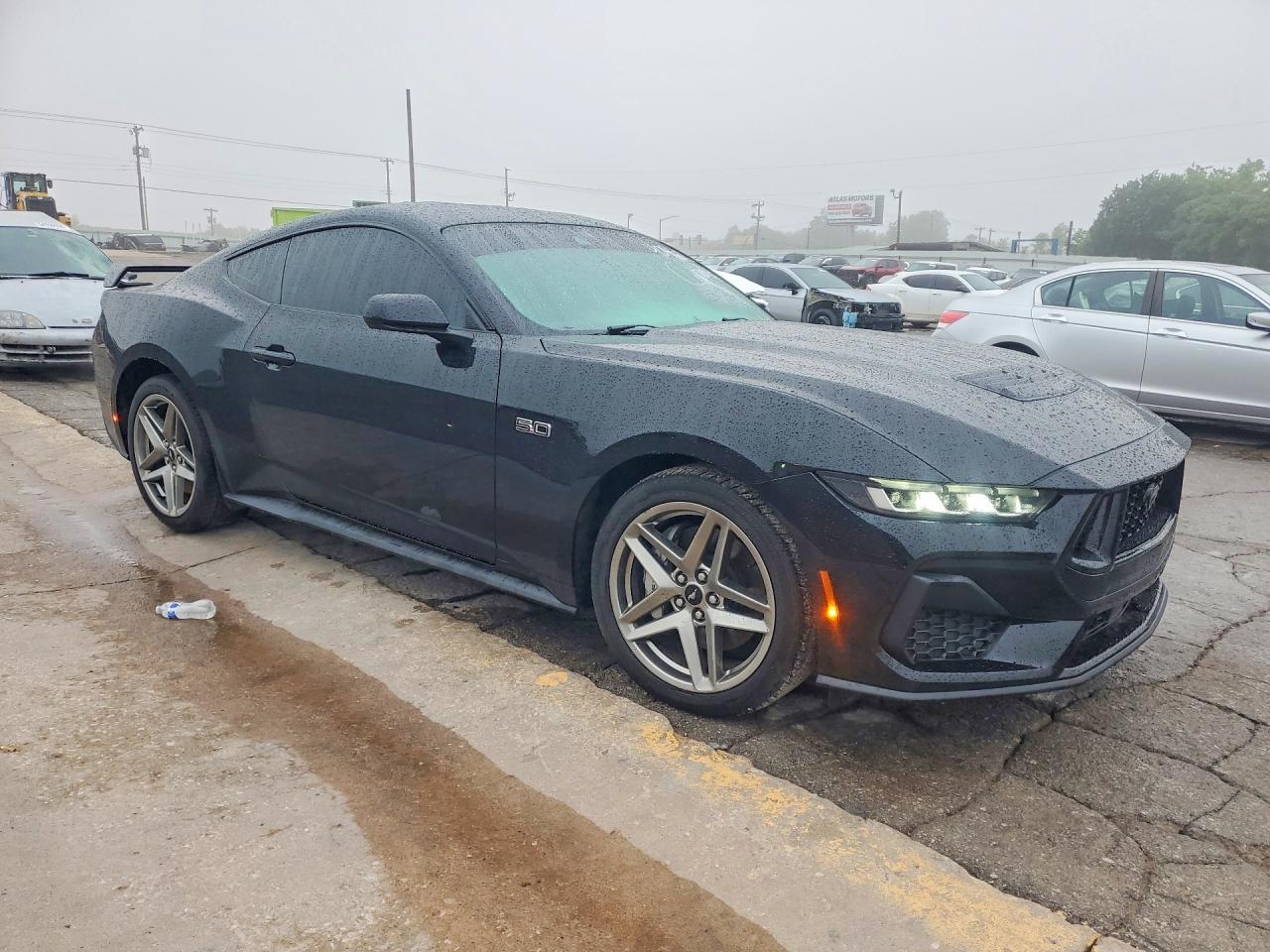 2024 Ford Mustang Gt - zdjęcie 4