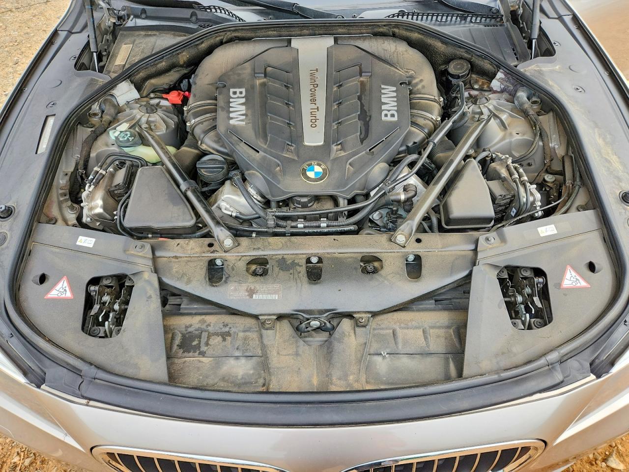 2014 BMW 750 Li - zdjęcie 11