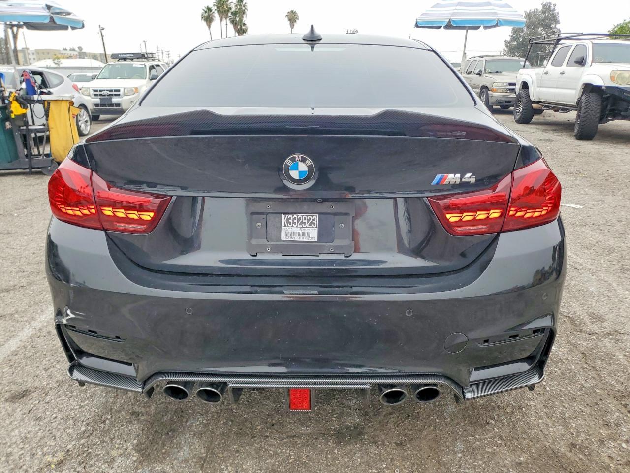 2015 BMW M4 - zdjęcie 6