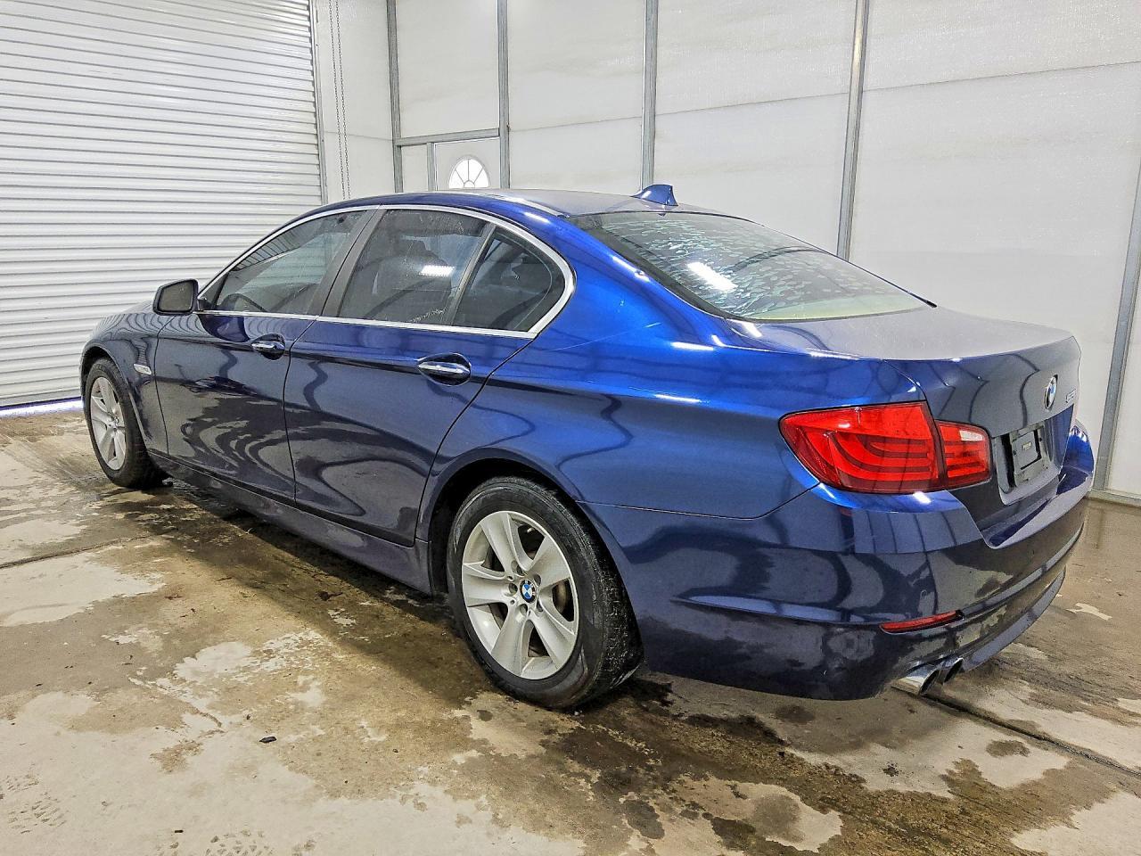 2013 BMW 528 I - zdjęcie 2