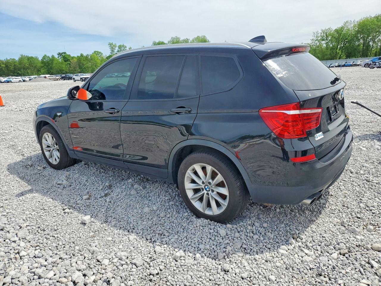 2017 BMW X3 xDrive28I - zdjęcie 2