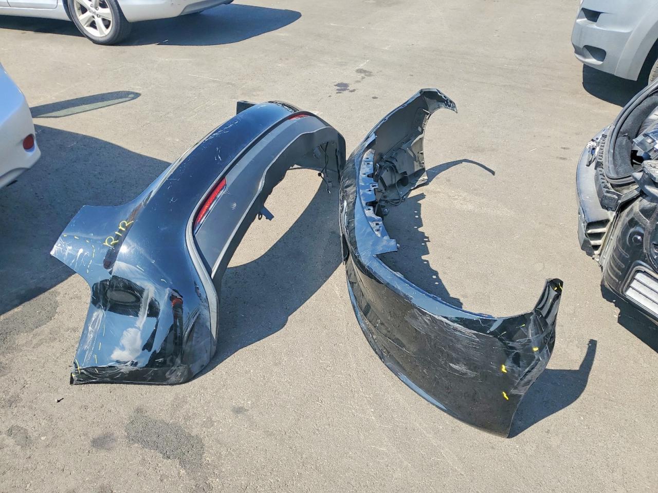 2024 Tesla Model 3 - zdjęcie 12