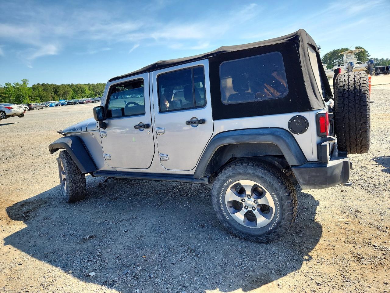 2016 Jeep Wrangler Unlimited Sport - zdjęcie 2
