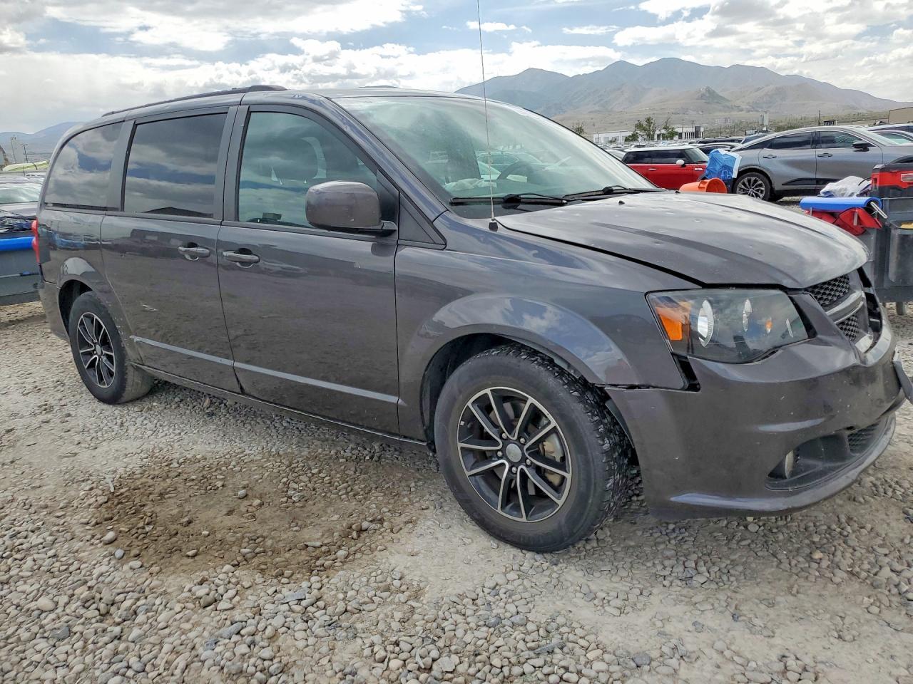 Dodge Grand Caravan - zdjęcie 4