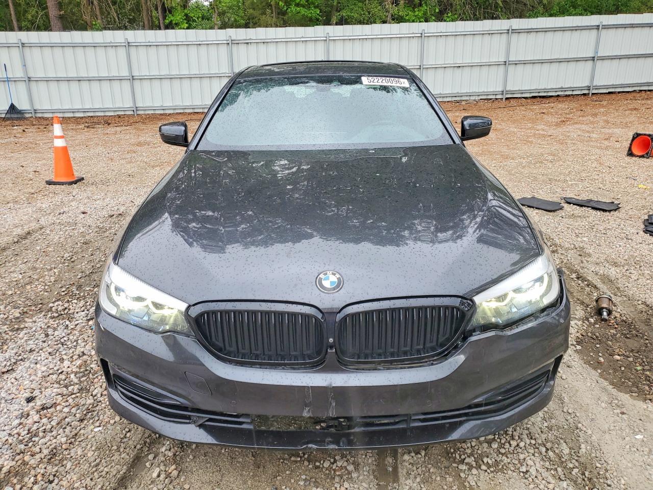 2017 BMW 530 I - zdjęcie 5