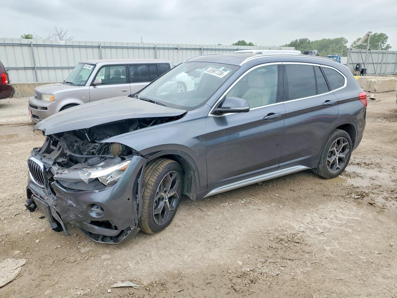 2018 BMW X1 xDrive28I - zdjęcie główne