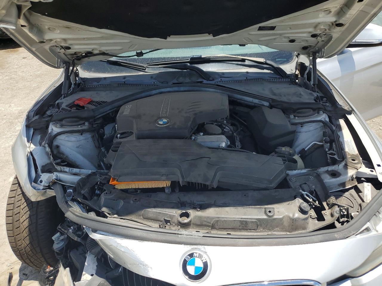 2015 BMW 328 I - zdjęcie 11