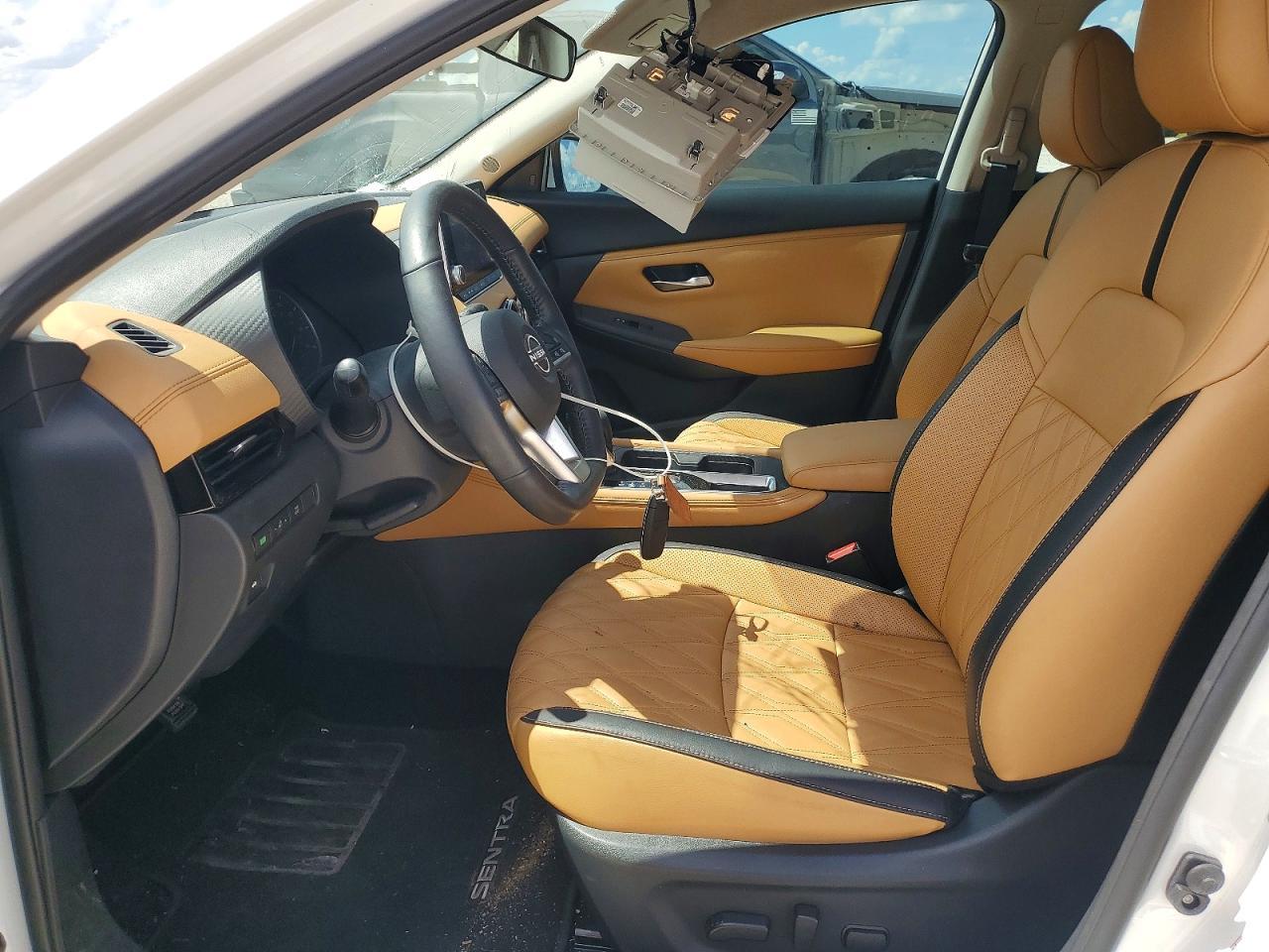 2025 Nissan Sentra Sv - zdjęcie 7