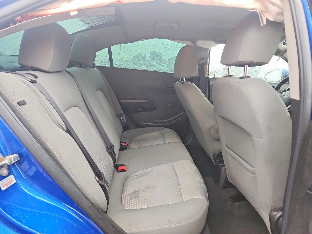 2017 Chevrolet Sonic Ls - zdjęcie 10