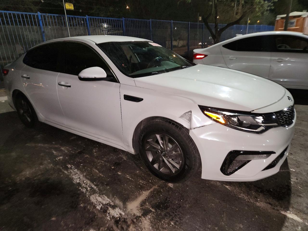 2020 Kia Optima Lx - zdjęcie 4