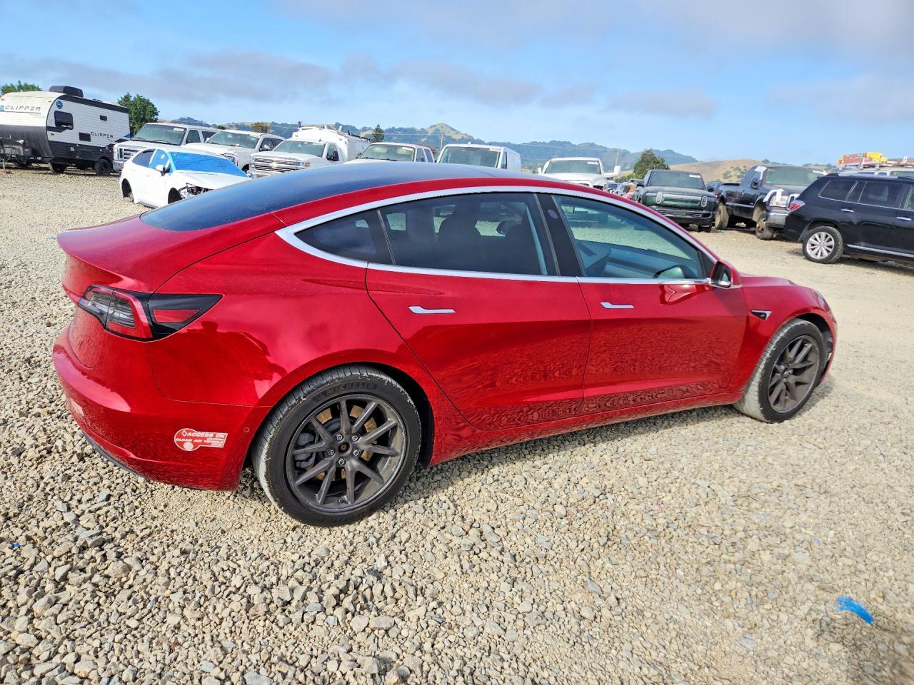 2018 Tesla Model 3 - zdjęcie 3
