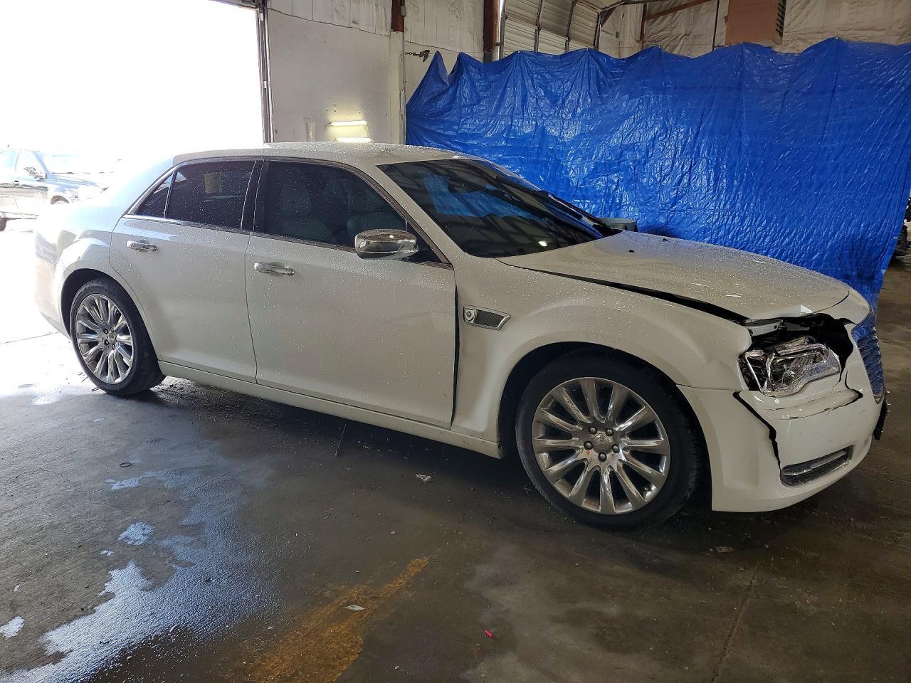2014 Chrysler 300 - zdjęcie 4