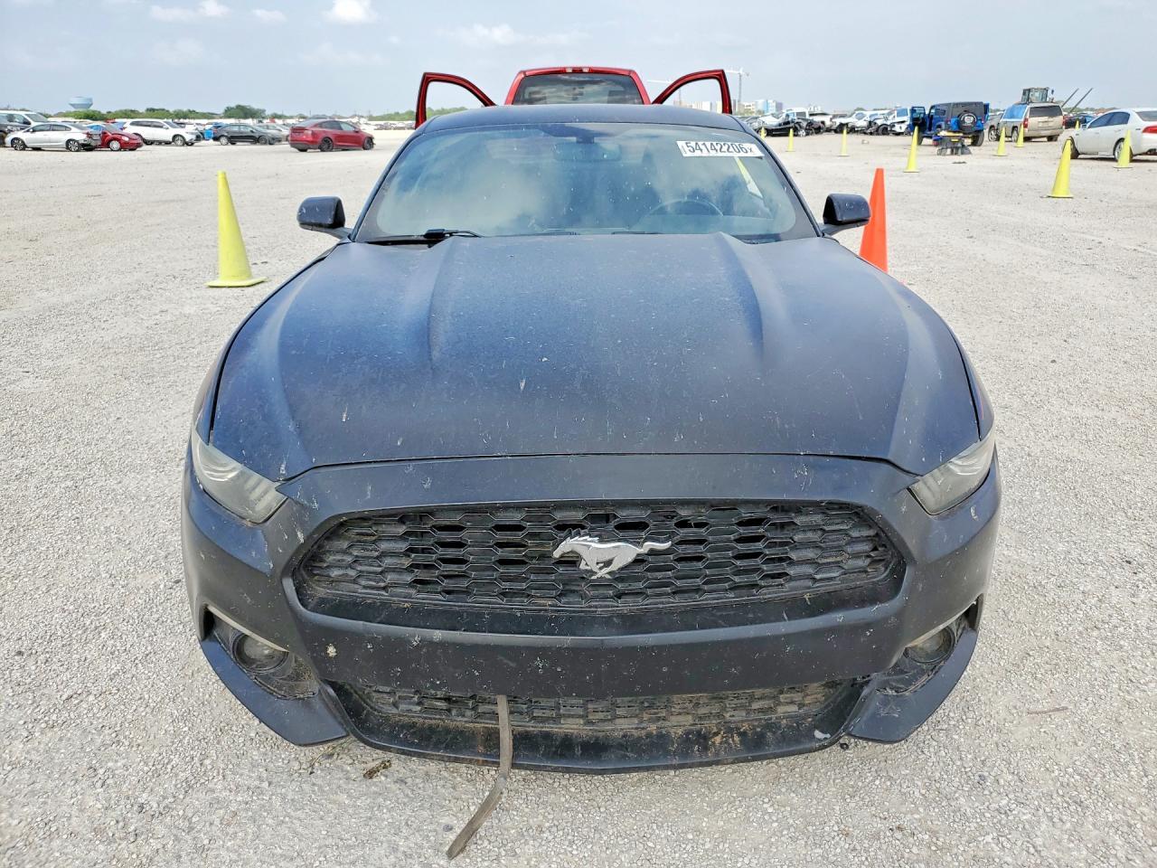 2016 Ford Mustang - zdjęcie 5