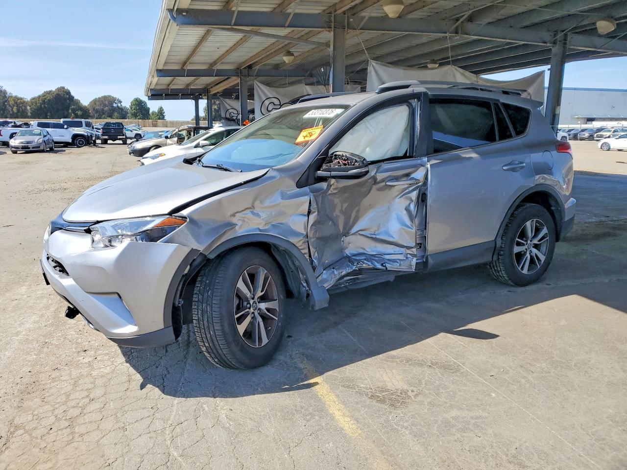 2018 Toyota Rav4 Xle - zdjęcie główne