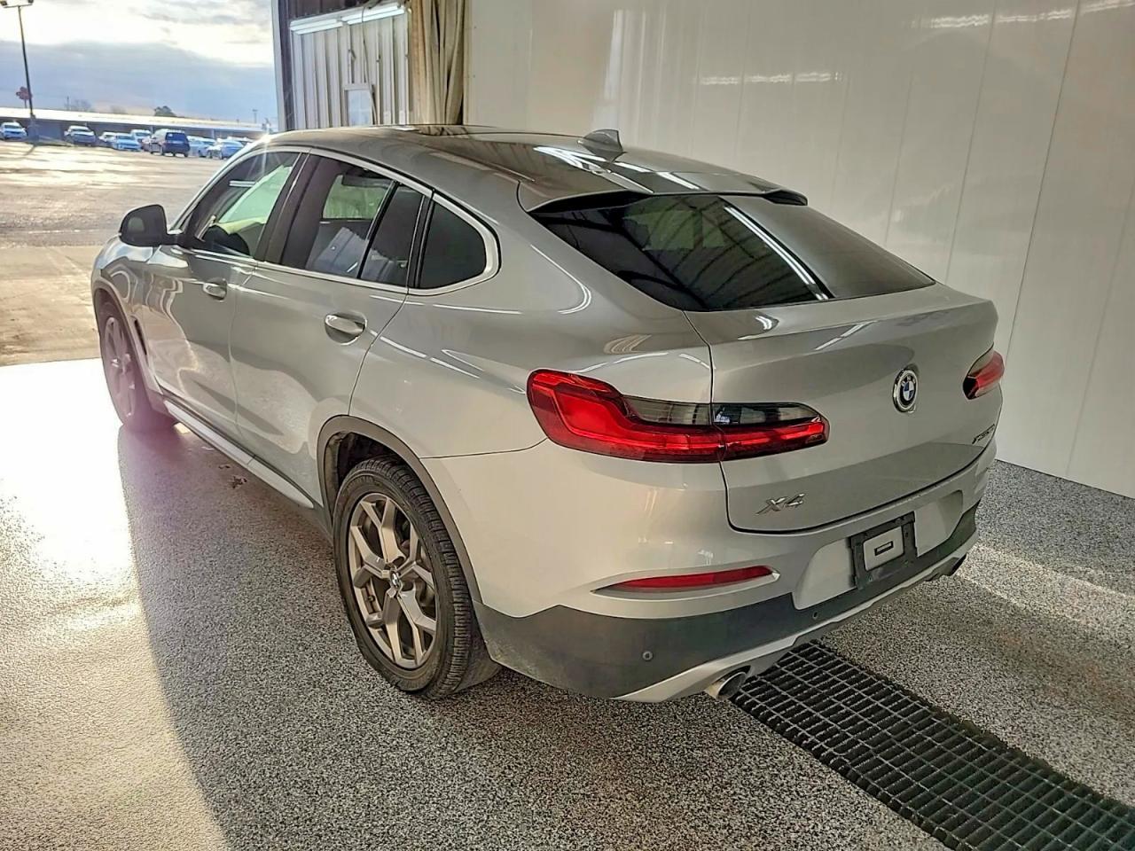 BMW X4 - zdjęcie 3