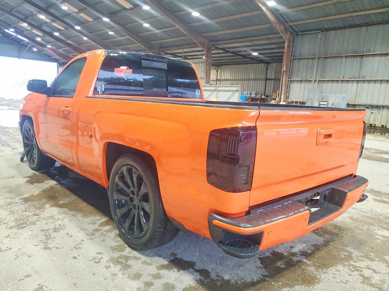 2014 Chevrolet Silverado C1500 - zdjęcie 2
