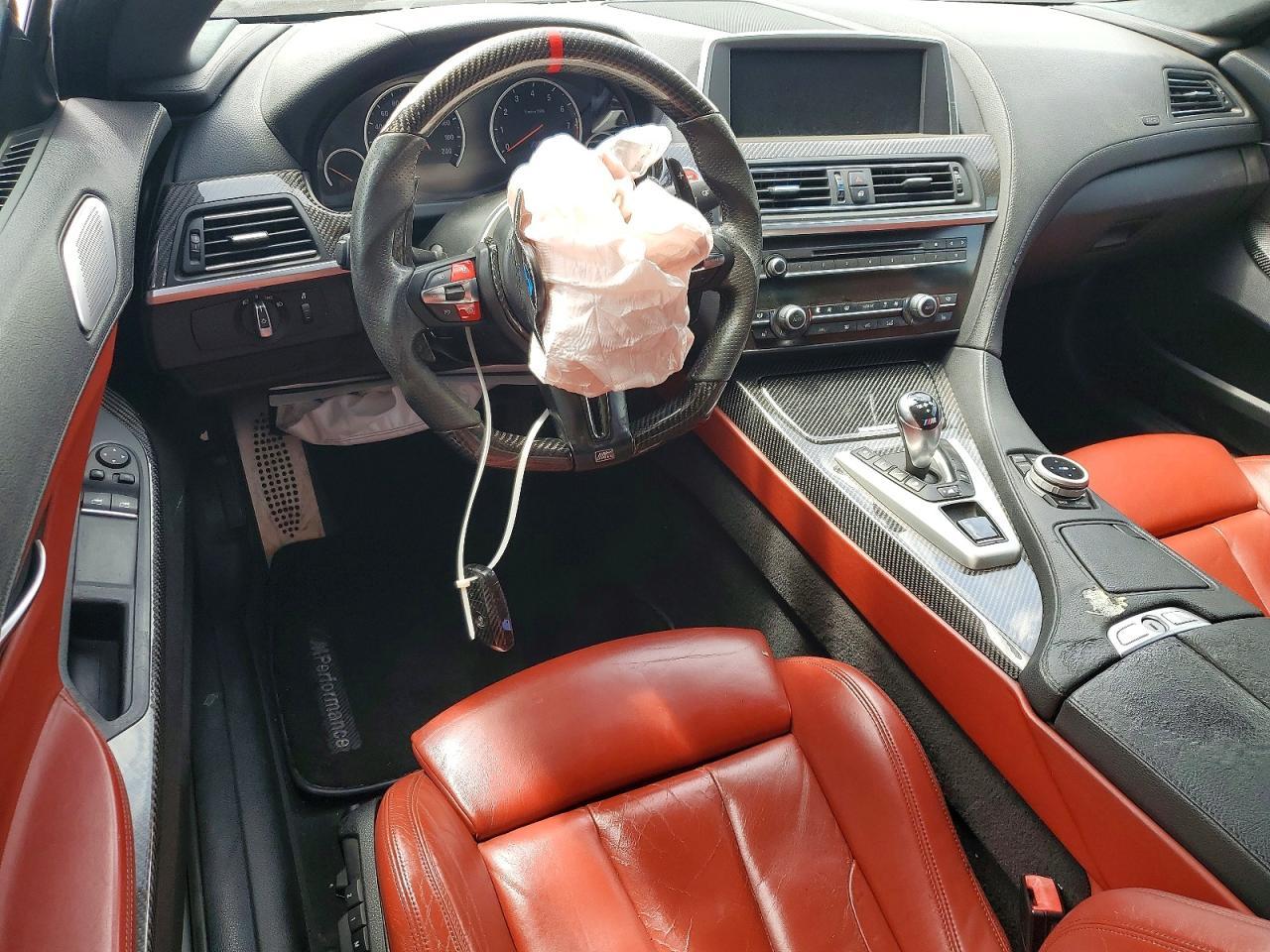 2013 BMW M6 - zdjęcie 8
