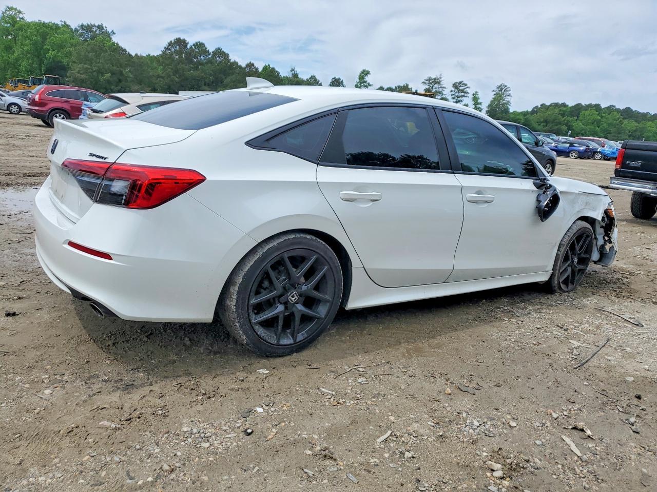 2022 Honda Civic Sport - zdjęcie 3