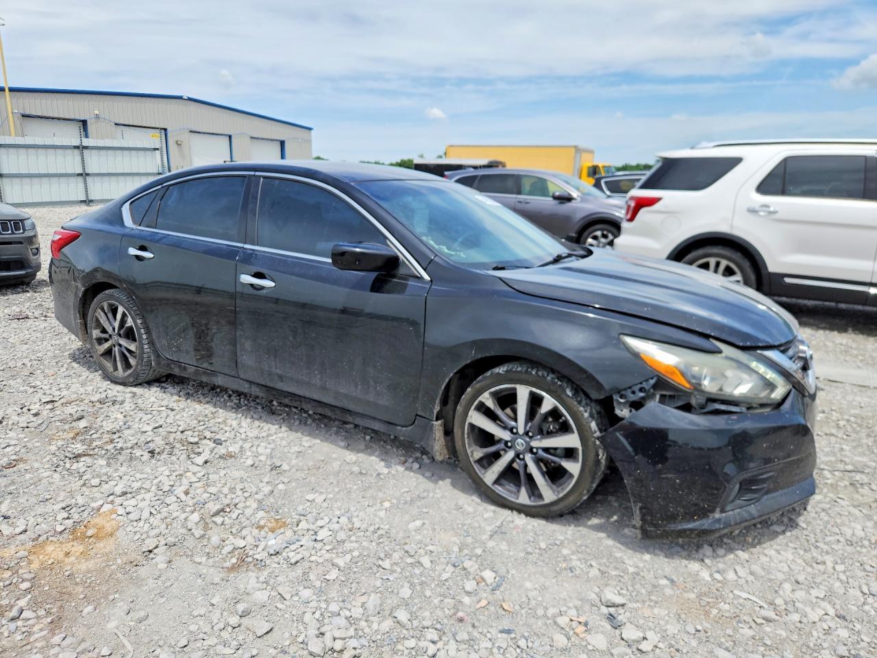 2016 Nissan Altima 2.5 Sr - zdjęcie 4