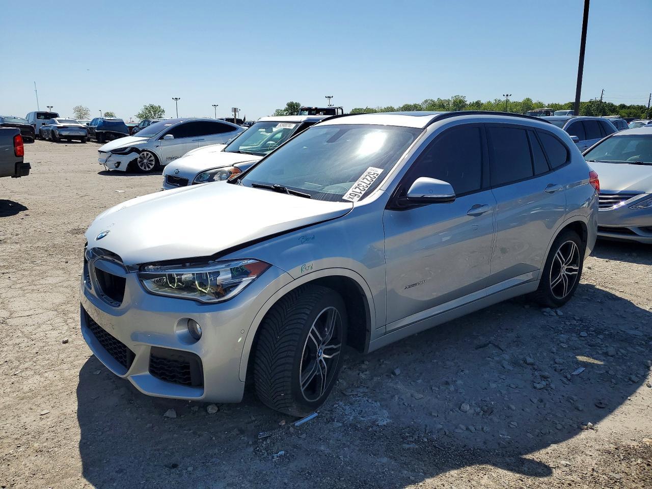 2017 BMW X1 xDrive28I - zdjęcie główne