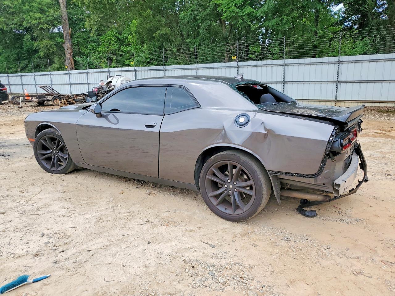 2018 Dodge Challenger Sxt - zdjęcie 2