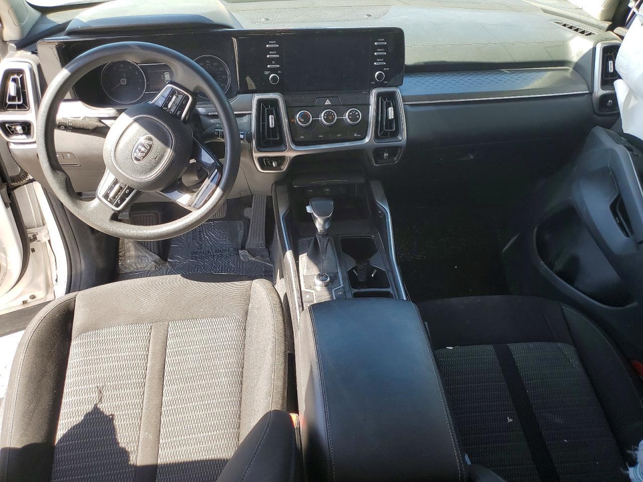 2021 Kia Sorento Lx - zdjęcie 8
