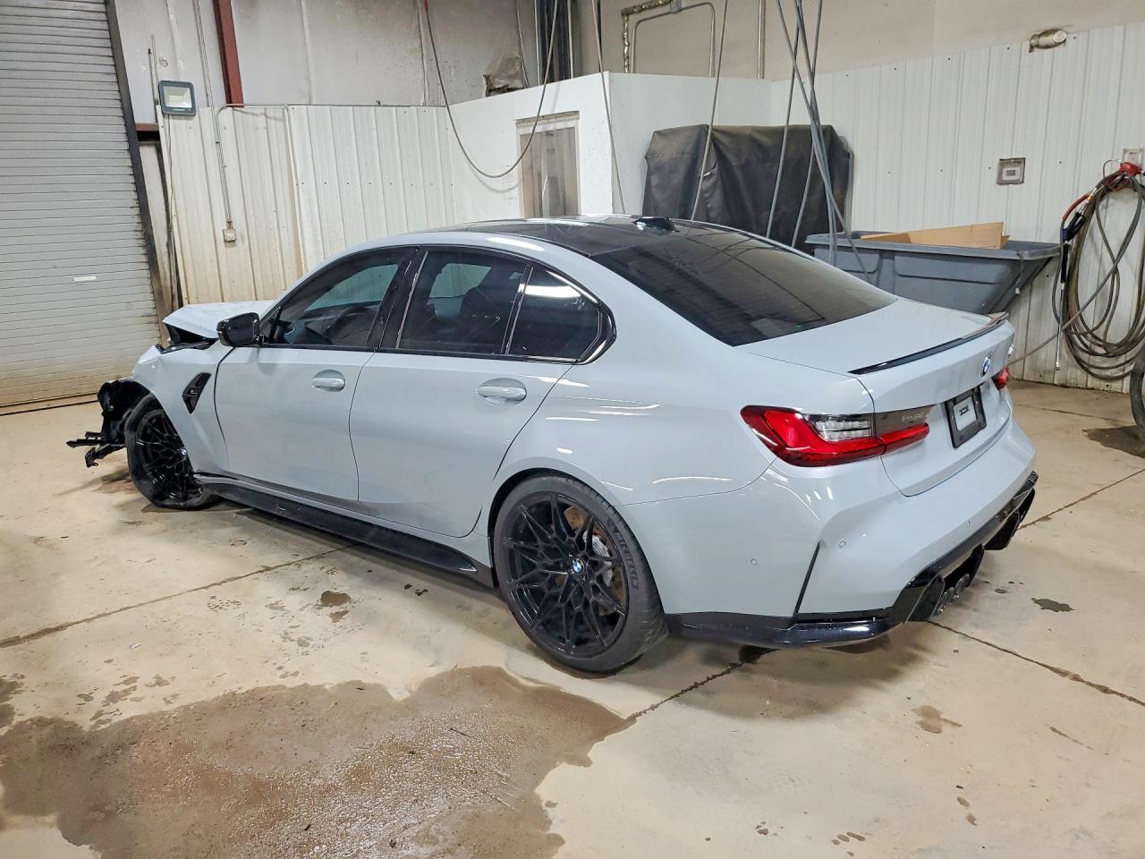 2025 BMW M3 Competition - zdjęcie 2