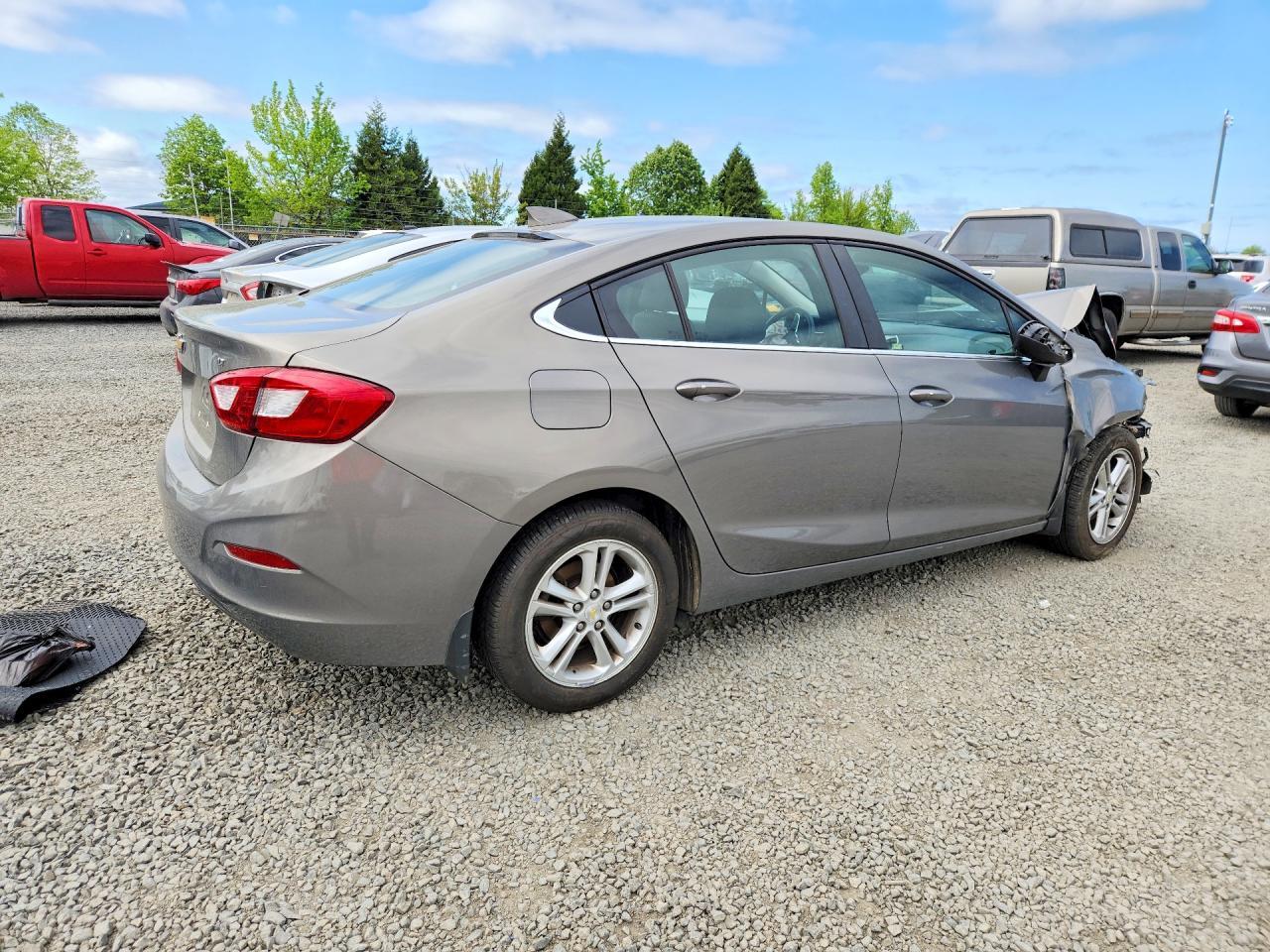 Chevrolet Cruze - zdjęcie 3
