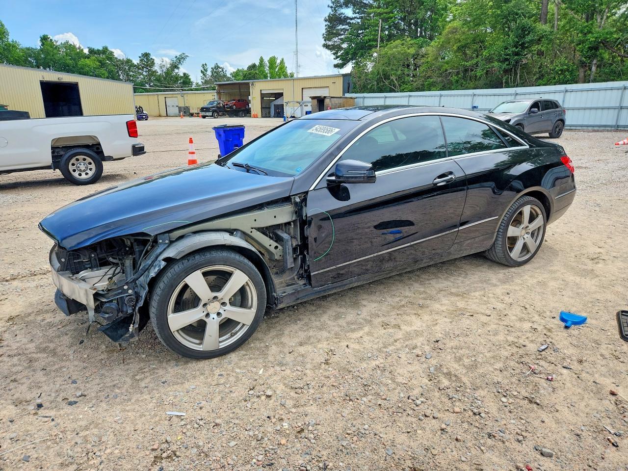 Mercedes-Benz Klasa E - zdjęcie 1