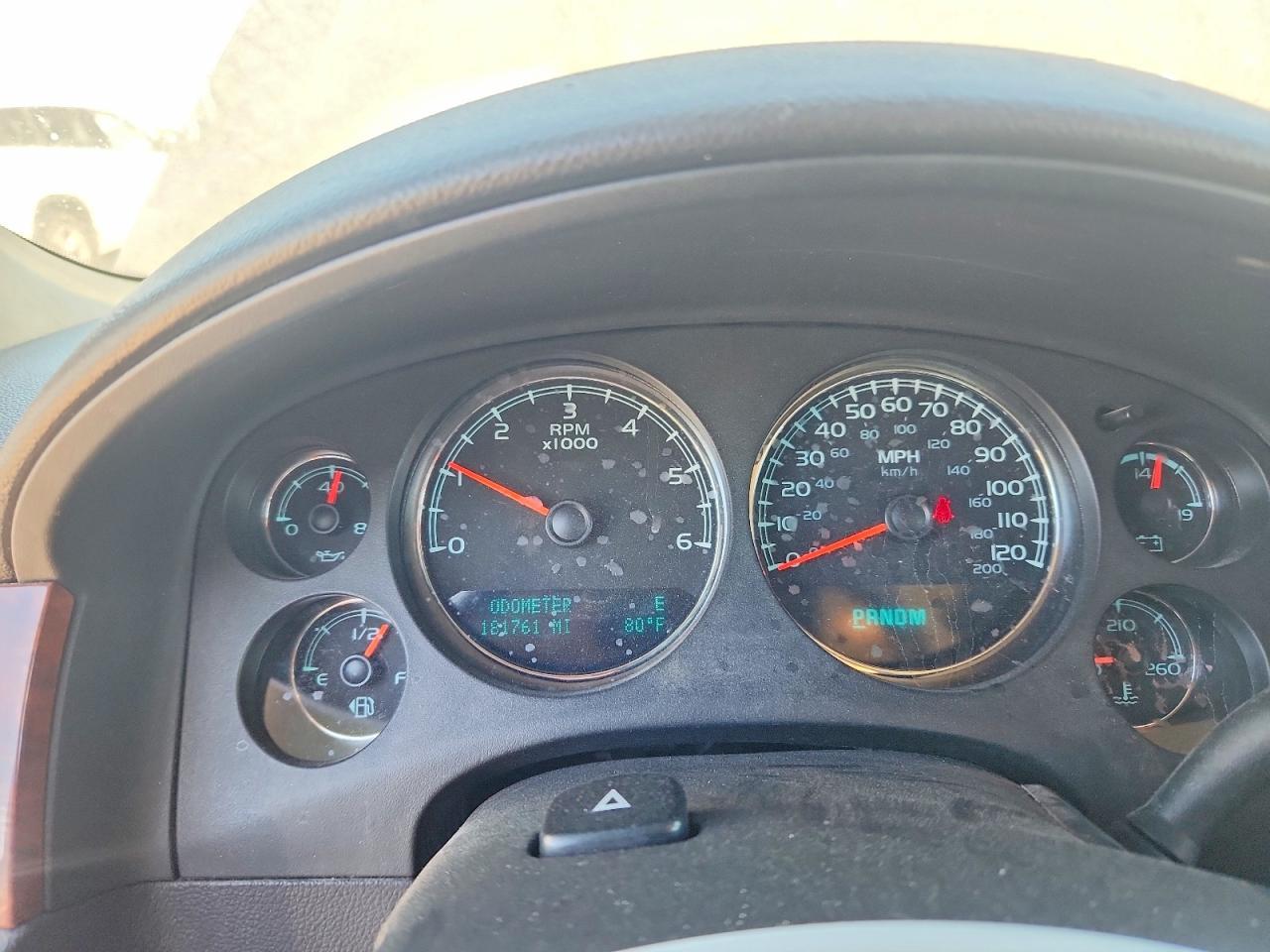 2013 Chevrolet Suburban C1500 Lt - zdjęcie 9