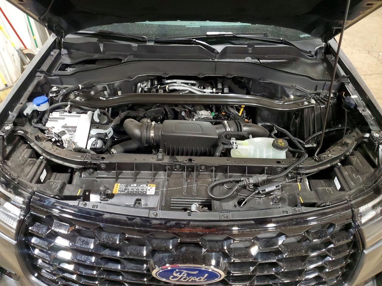 2026 Ford Explorer St - zdjęcie 12