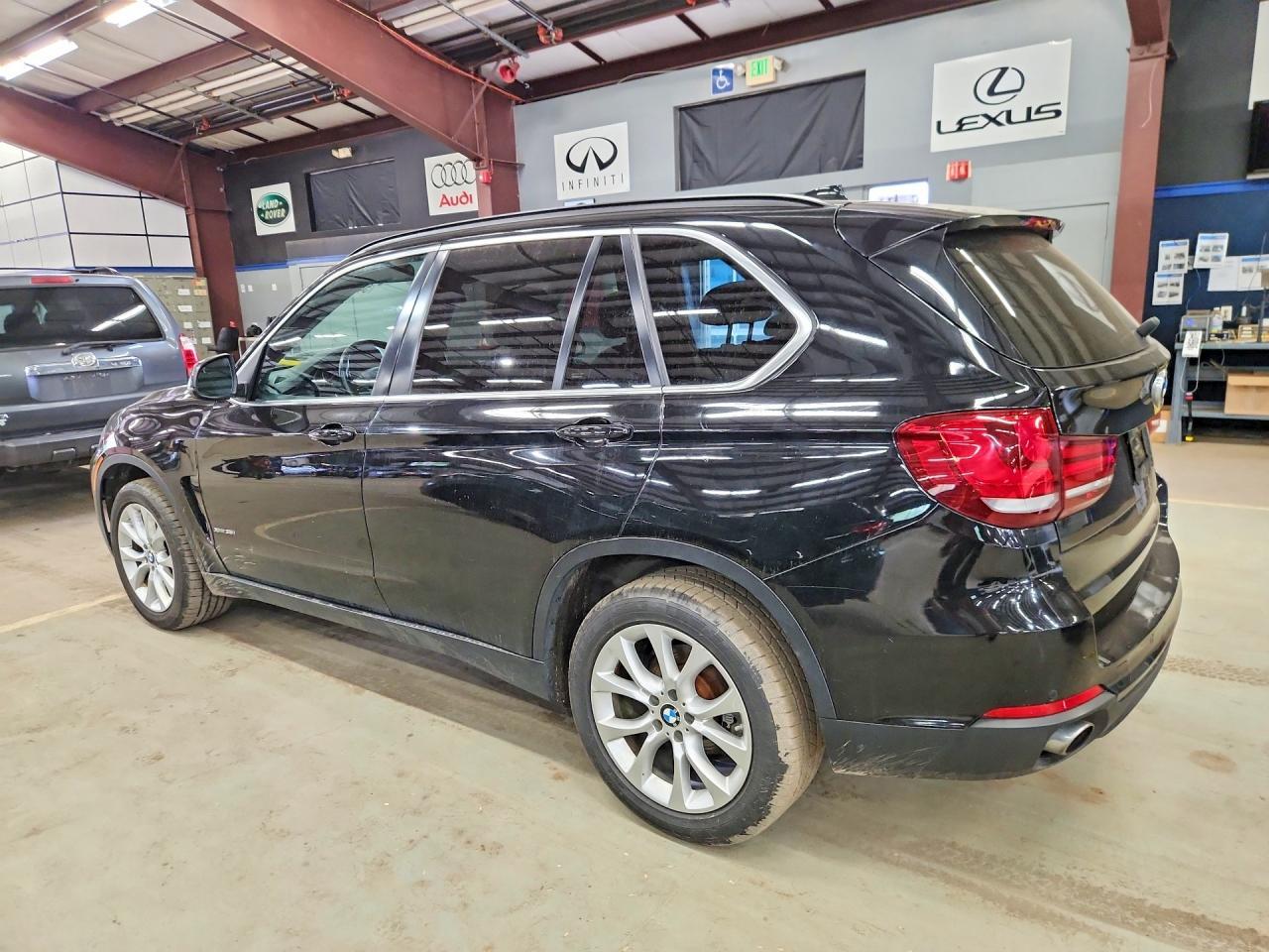 2016 BMW X5 xDrive35I - zdjęcie 2