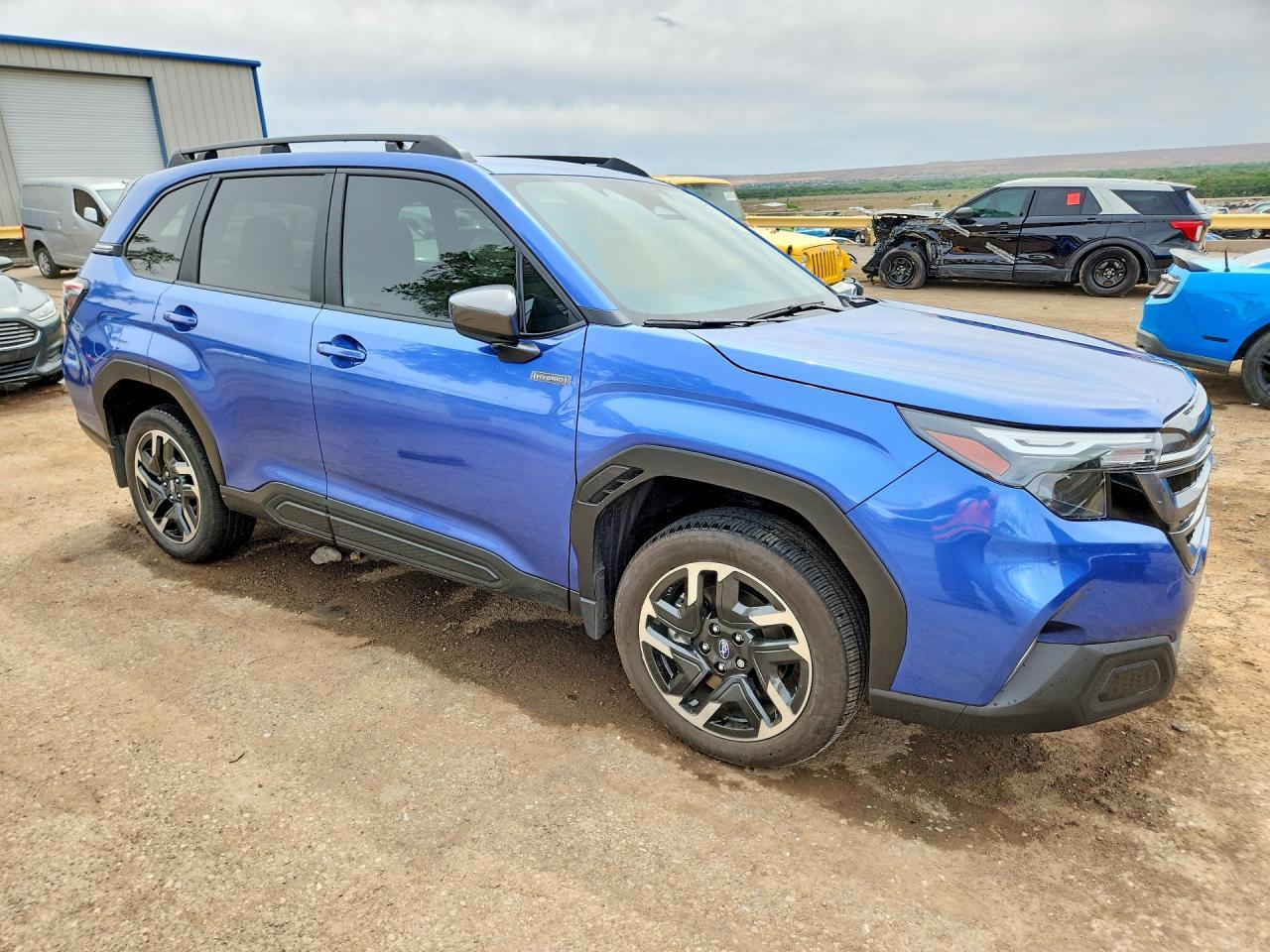 2025 Subaru Forester Premium - zdjęcie 4